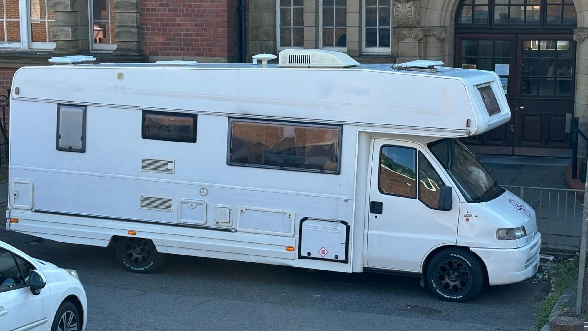 Cool Wheels On The Waterfront Hotel Liverpool Eksteriør billede